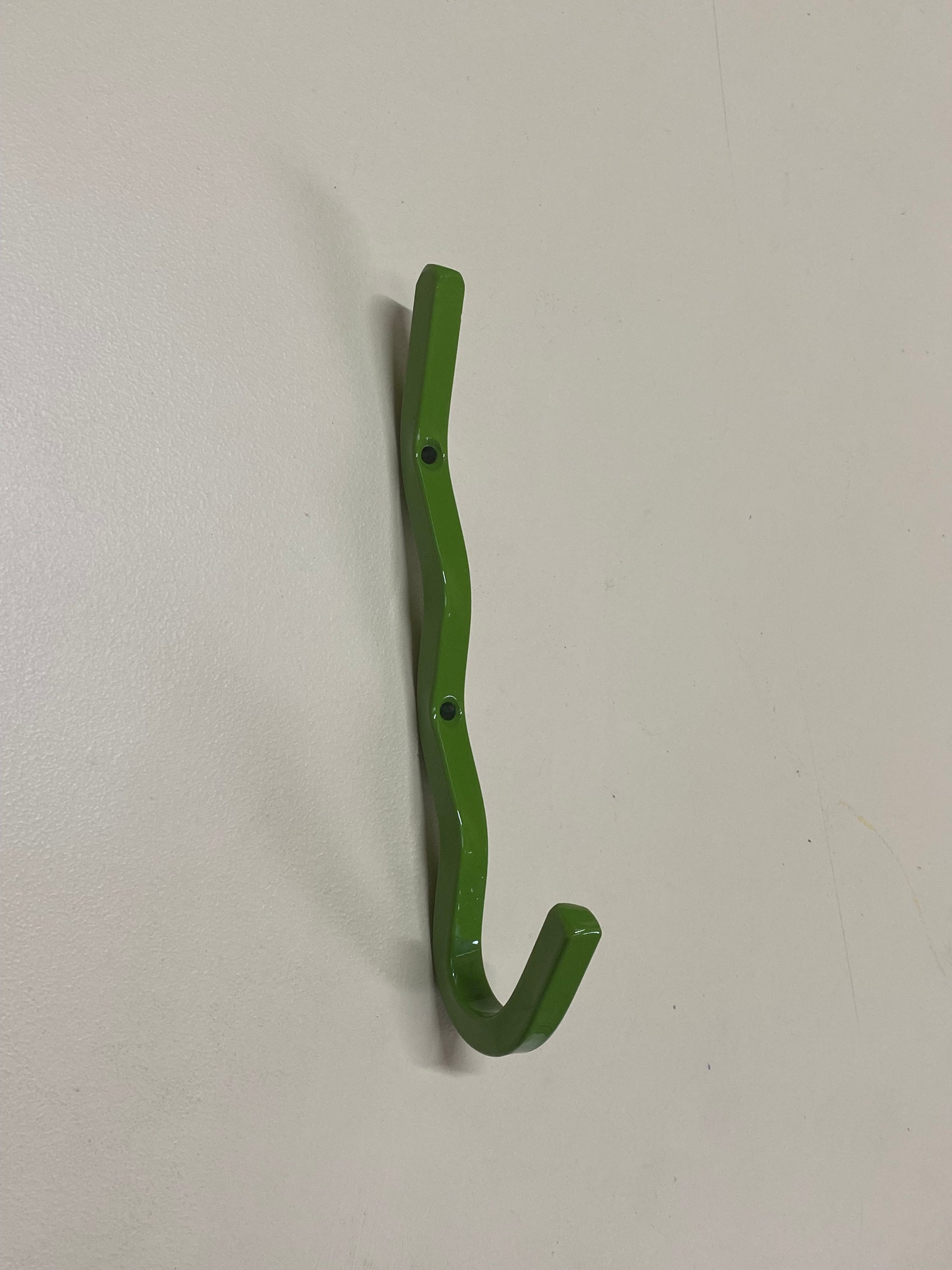 Wave Hook - Kawakawa Green